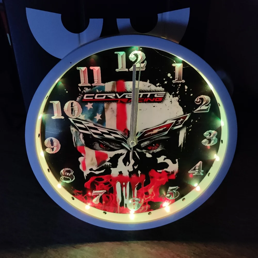 Punisher Corvette skull clock - Picture 11 of 16